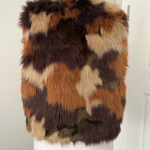 Michael Kors Designer Camo Faux Rabbit Fur Patchwork Vtg Style Vest M - Picture 5 of 5